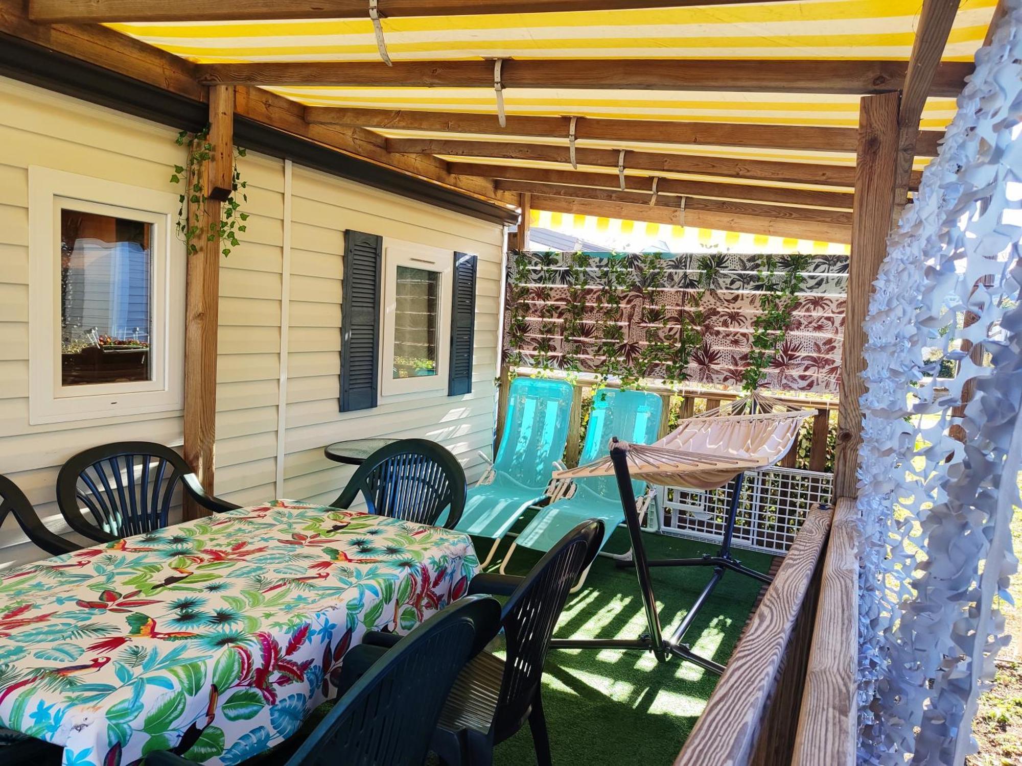 Mobilhome Au Camping Les Salins De La Gardiole Ex Camping Europe 빅-라-가르디올 외부 사진