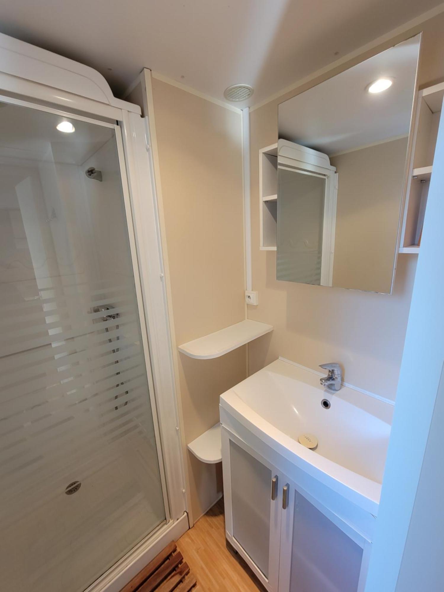 Mobilhome Au Camping Les Salins De La Gardiole Ex Camping Europe 빅-라-가르디올 외부 사진