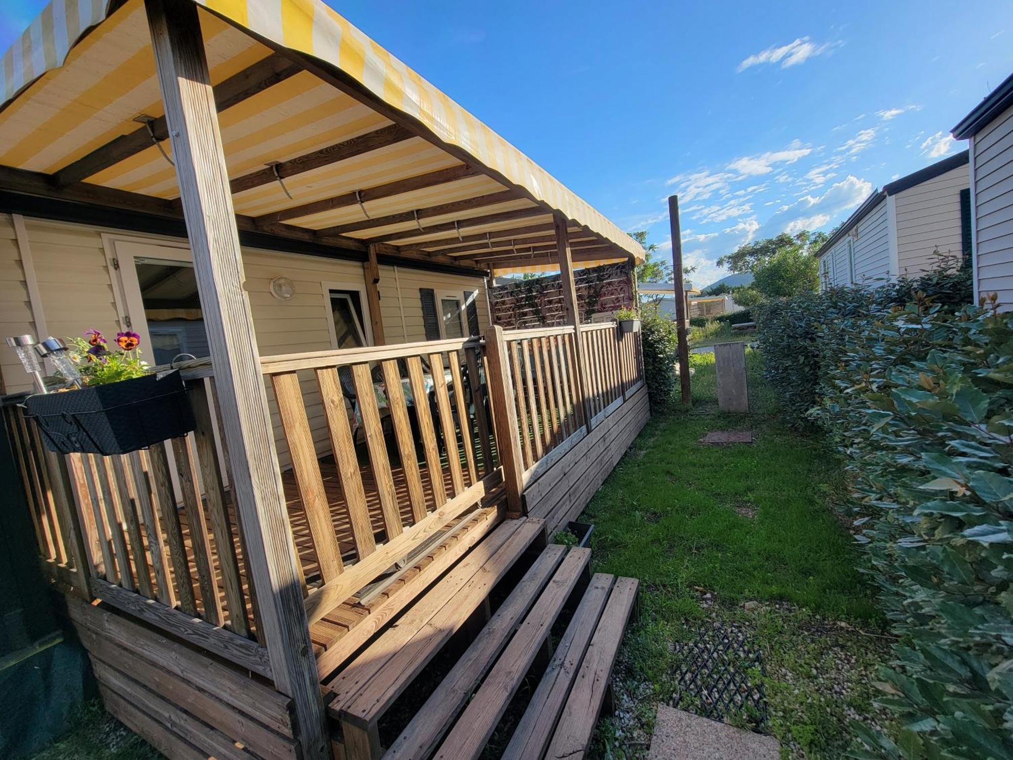 Mobilhome Au Camping Les Salins De La Gardiole Ex Camping Europe 빅-라-가르디올 외부 사진